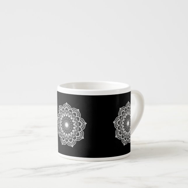 Tasse Expresso Mandala blanc sur fond noir (Devant droit)