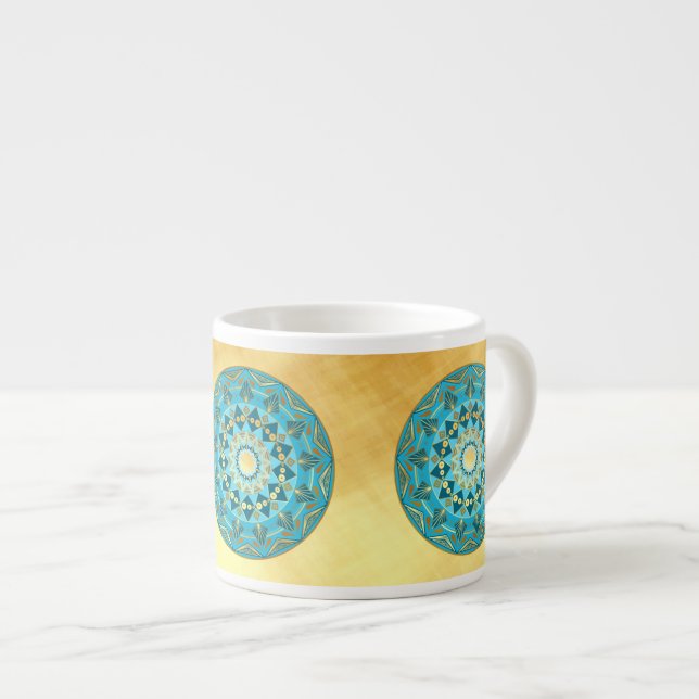 Tasse Expresso Mandala bleu or sur fond or doux (Devant droit)