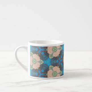Tasse Expresso Motif oriental de fleur avec l'arrière - plan de