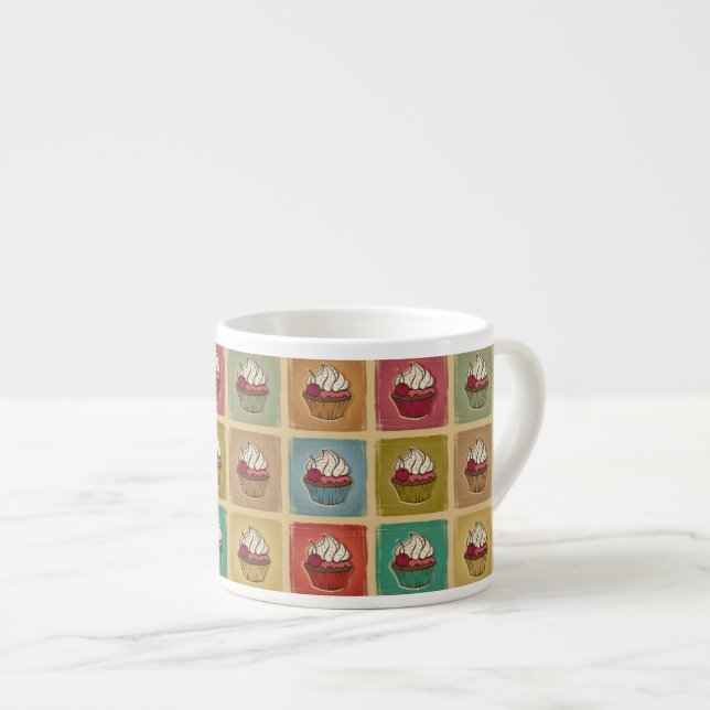 Tasse Expresso Motif vintage fait de petits gâteaux (Devant droit)