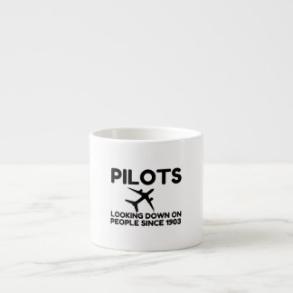 Tasse Expresso Pilotes qui regardent vers le bas