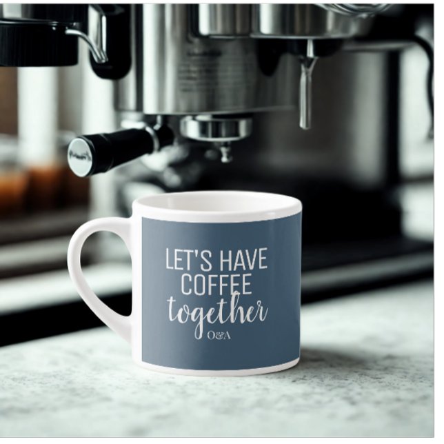 Tasse Expresso Prenons un café ensemble | Monogramme de couple bl (Modern wedding couple name coffee lover expresso mug)
