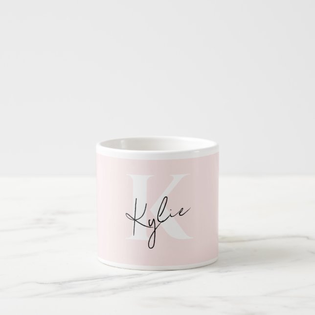 Tasse Expresso Rose Blush moderne Nom du monogramme personnalisé  (Devant)