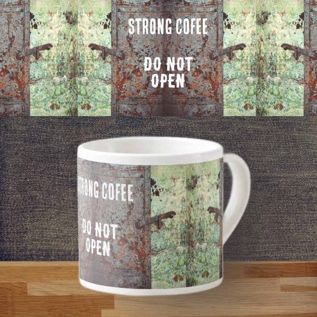 Tasse Expresso Vielle porte rouillée peinte (Créateur téléchargé)