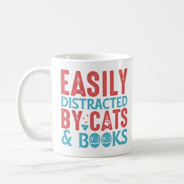 Tasse Facilement Distrait par les Chats et les Liv (Gauche)