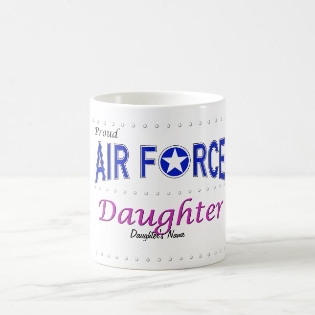 Tasse fière de fille de l'Armée de l'Air (Centre)
