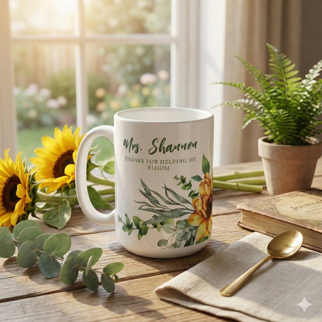 Tasse Fleur de Tournesol Merci de M'avoir Aidée à  (Thank a special teacher with this beautiful sunflower, "Thanks for helping me bloom" mug! )