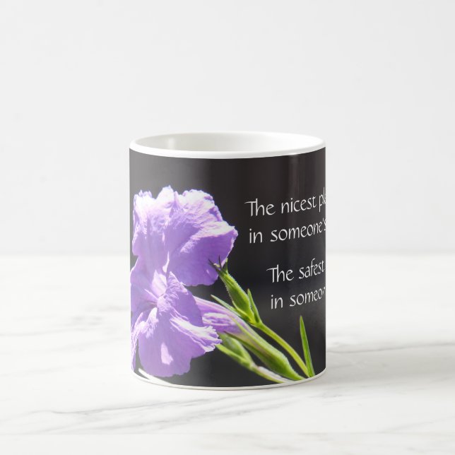 Tasse florale, stupéfiant d'être dans quelqu'un (Centre)