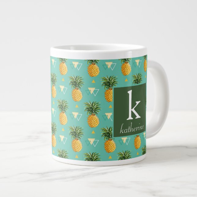 Tasse Géante Ananas Lumineux Sur Motif Géométrique| Monogramme (Devant droit)