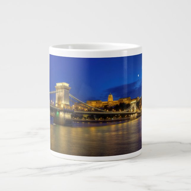 Tasse Géante Budapest, Hongrie (Devant)