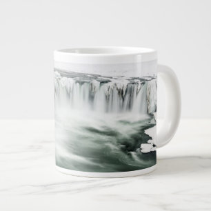 Tasse Géante Cascade de Godafoss, hiver, Islande