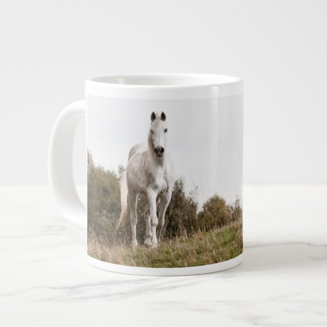 Tasse Géante Cheval blanc (Devant gauche)