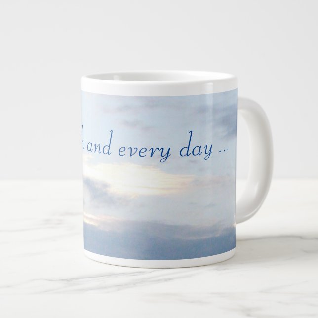 Tasse Géante Ciel Bleu Avec Nuages (Devant droit)