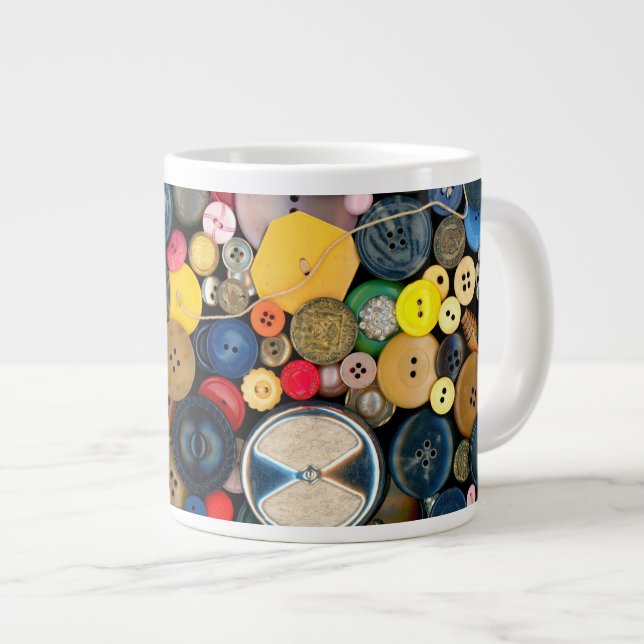 Tasse Géante Couture - Boutons - Tas de boutons (Devant droit)