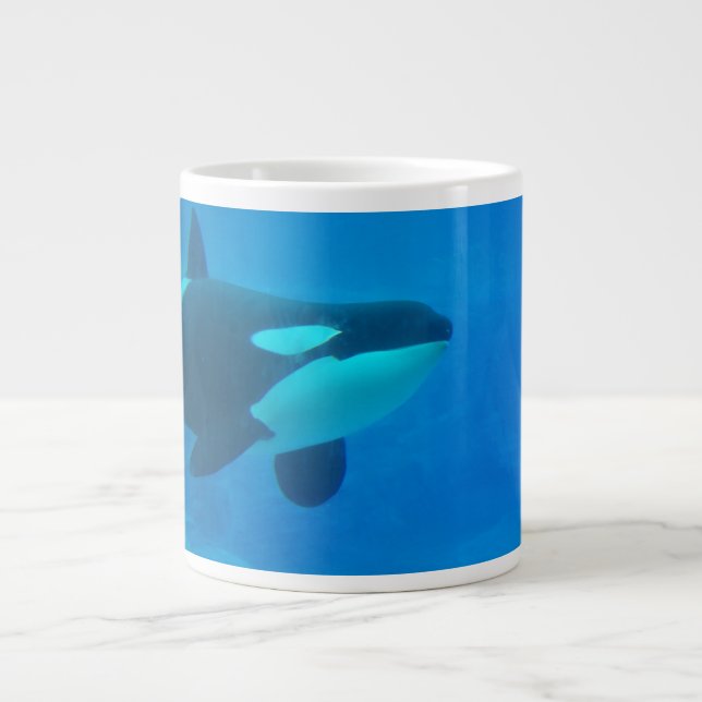 Tasse Géante d'orque d'épaulard bleu sous l'eau (Devant)