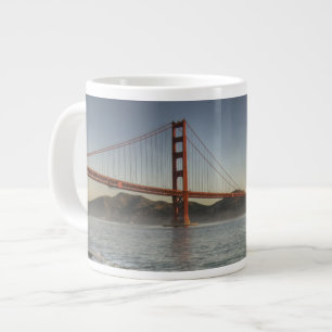 Tasse Géante États-Unis, Californie, San Francisco. Une vue pa
