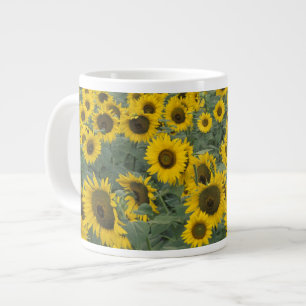 Tasse Géante États-Unis, Kentucky Motif dans un champ cultivé