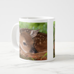 Tasse Géante Faon de Cerf à queue blanche âgé de deux jours, Ke