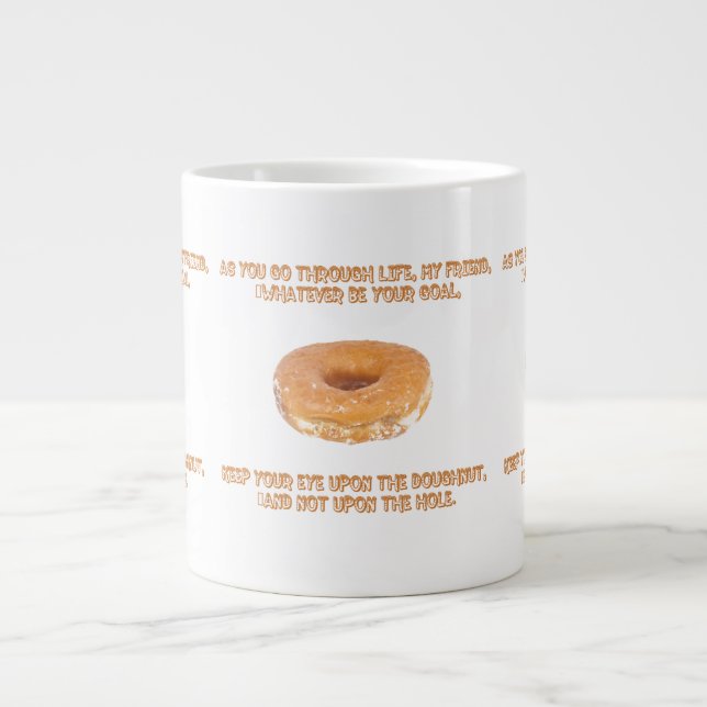 Tasse Géante Gardez l'oeil sur l'arachide (Devant)