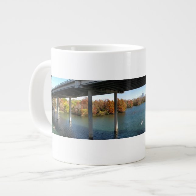Tasse Géante Ladybird Lake Rowers - Austin Texas Skyline (Devant gauche)