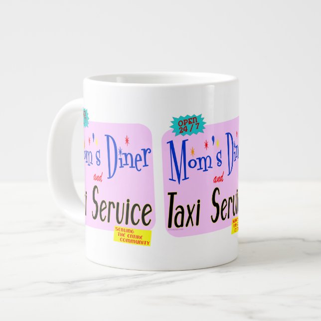 Tasse Géante Moms Diner et service de taxi Retro Says (Devant gauche)