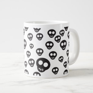 Tasse Géante Motif avec les crânes noirs sur le blanc
