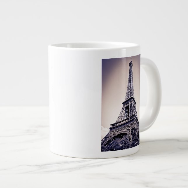 Tasse Géante Tour Eiffel, Paris, France (Devant droit)
