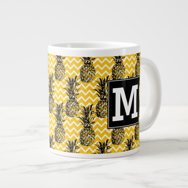 Tasse Géante Zigzags d'ananas| Monogramme (Devant droit)