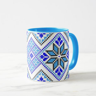 Tasse géométrique bleue de broderie de Vyshyvanka