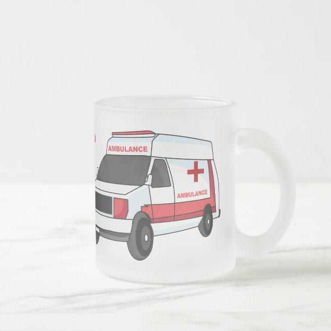 Tasse Givré Belle ambulance rouge caricature van (Droit)