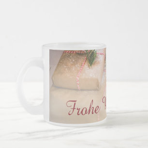 Tasse Givré Cadeaux de fête comme motif de Noël