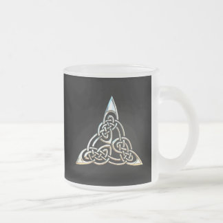 Tasse Givré Conception celtique de noeud de spirales noires