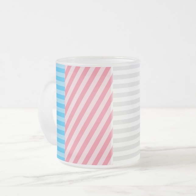 Tasse Givré Drapeau de fierté transgenre abstrait   (Devant gauche)