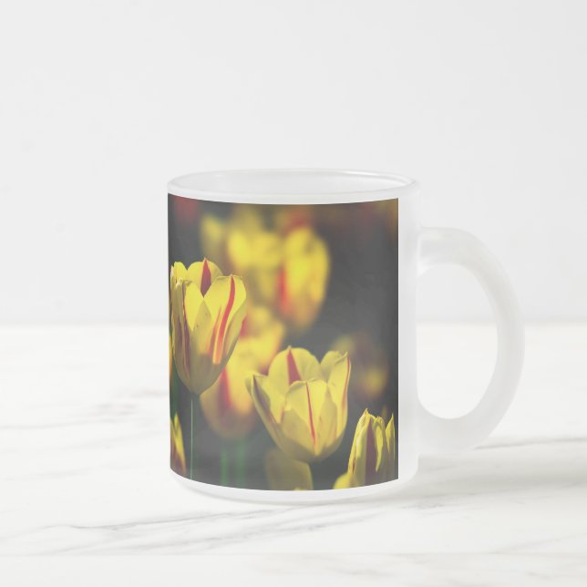Tasse Givré Fleurs de tulipe jaune (Droit)