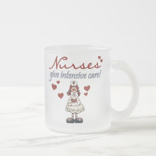 Tasse Givré Les infirmières donnent des T-shirts et des