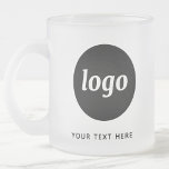 Tasse Givré Logo simple et commerce de texte<br><div class="desc">Logo simple et texte personnalisé pour votre entreprise. Remplacez le logo et le texte par le vôtre pour customiser. Utilisez-les vous-même,  donnez-les à vos employés et collègues,  vendez-les à vos clients et clients ou donnez-les comme matériel promotionnel pour inspirer la fidélité de vos clients.</div>
