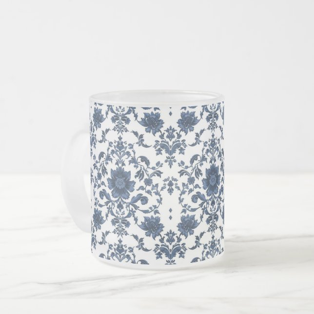 Tasse Givré Motif floral damassé victorien élégant bleu marine (Devant gauche)