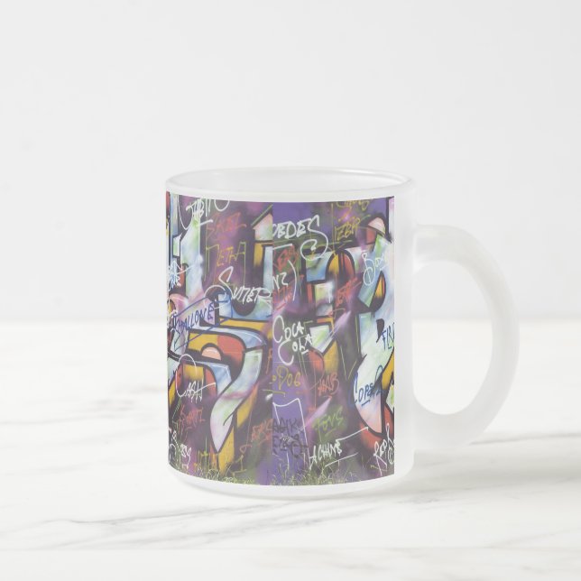 Tasse Givré Mots Graffiti colorés (Droit)