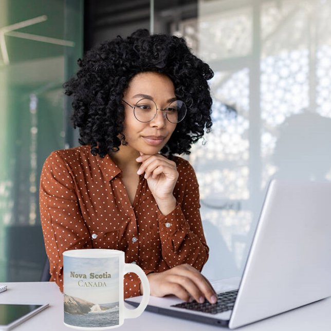 Tasse Givré Phare de Peggys Point Canada atlantique (Créateur téléchargé)