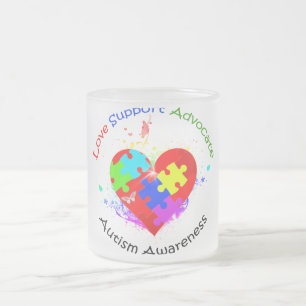 Tasse Givré Puzzle de l'autisme sur le coeur