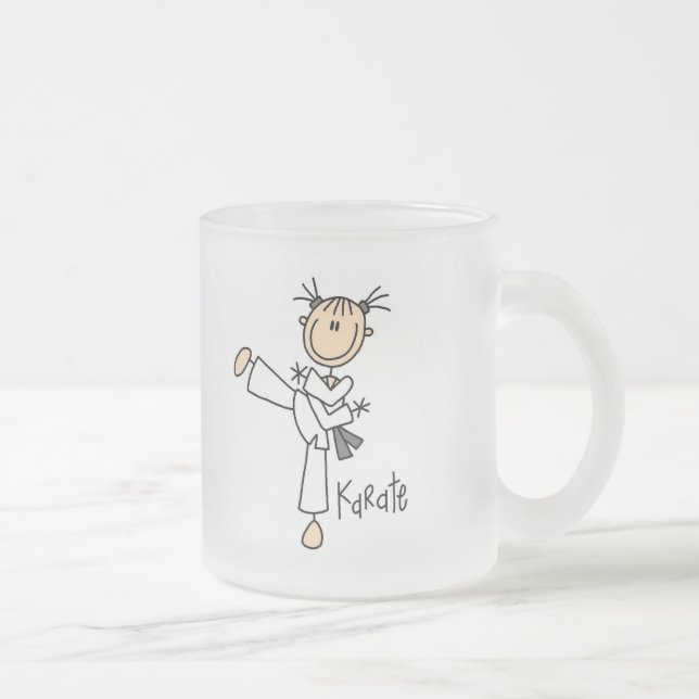 Tasse Givré T-shirts et cadeaux de fille de karaté (Droit)