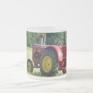 Tasse Givré Tracteur rouge antique de ferme
