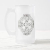 Tasse givrée de croix celtique