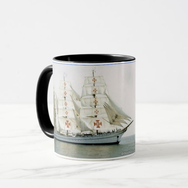Tasse grande portugaise de bateau de Sagres (Devant gauche)