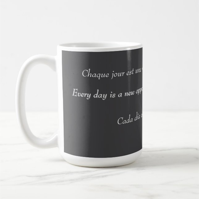 Tasse grise (Gauche)