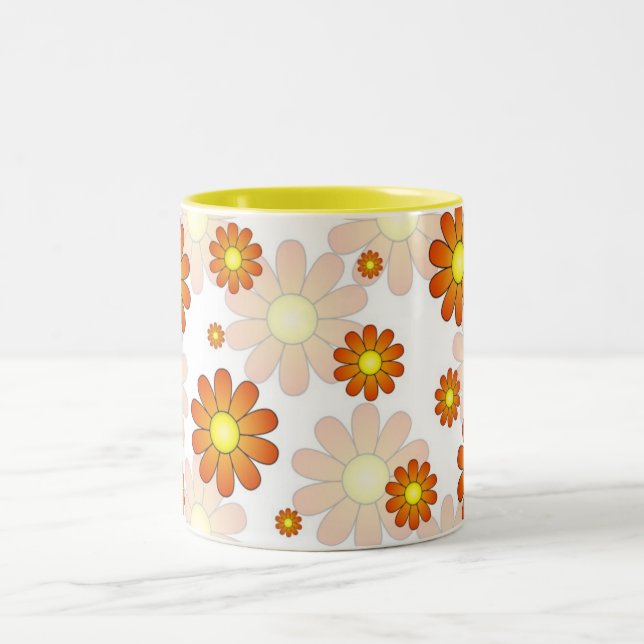 Tasse heureuse de fleur de printemps (Centre)