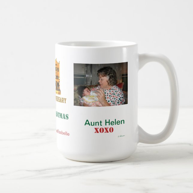 Tasse heureuse de Noël d'anniversaire cinquantième (Droite)