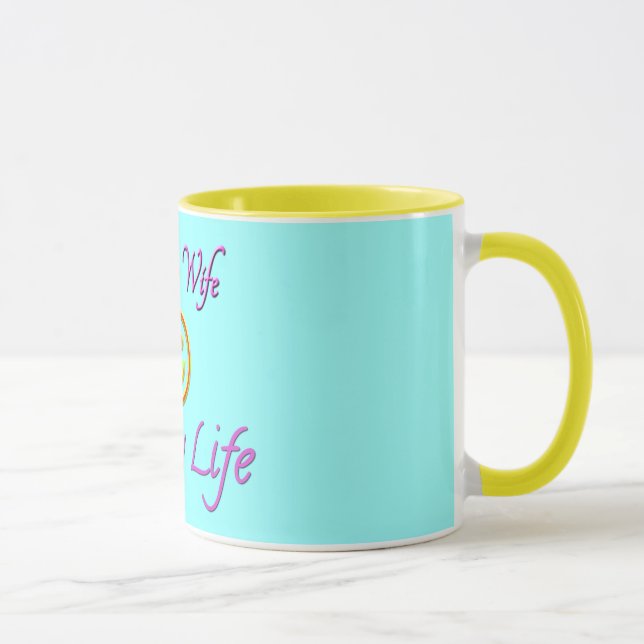Tasse heureuse de visage de la vie d'épouse (Droite)