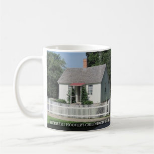 Tasse historique de maison d'enfance d'aspirateurs