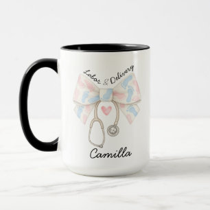 Tasse infirmière en salle d'accouchement personnal